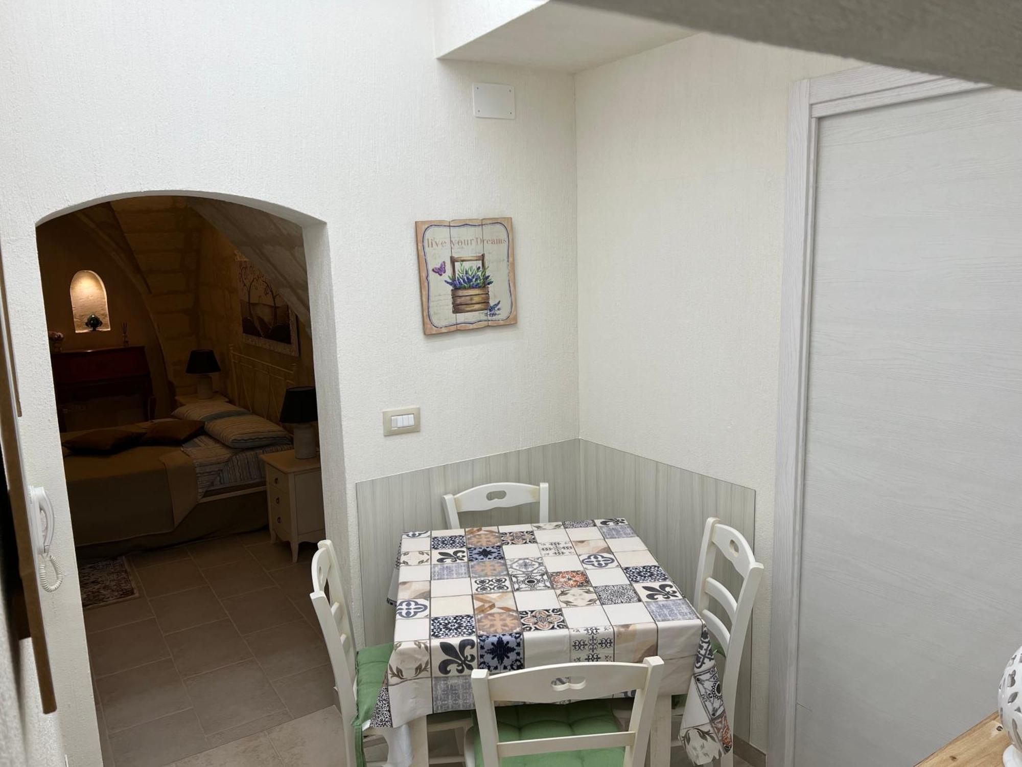 Suite Cavour Luxury Home Taranto Exterior foto
